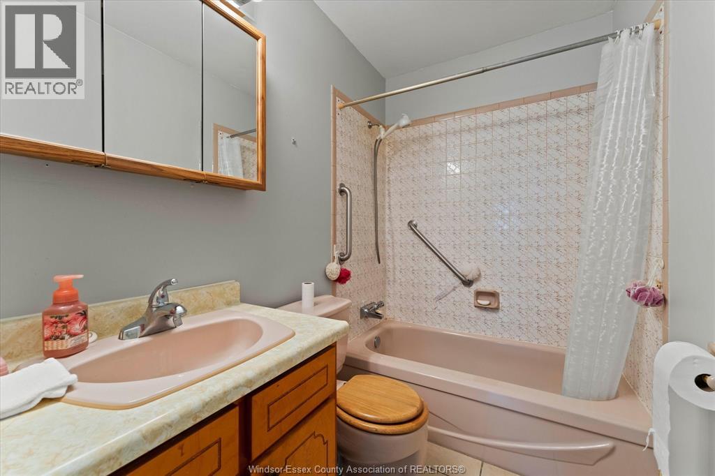 3414 Harris Street, Windsor, Ontario  N9C 1N5 - Photo 19 - 26018225