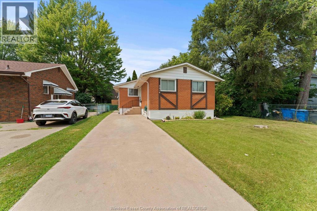 3414 Harris Street, Windsor, Ontario  N9C 1N5 - Photo 3 - 26018225