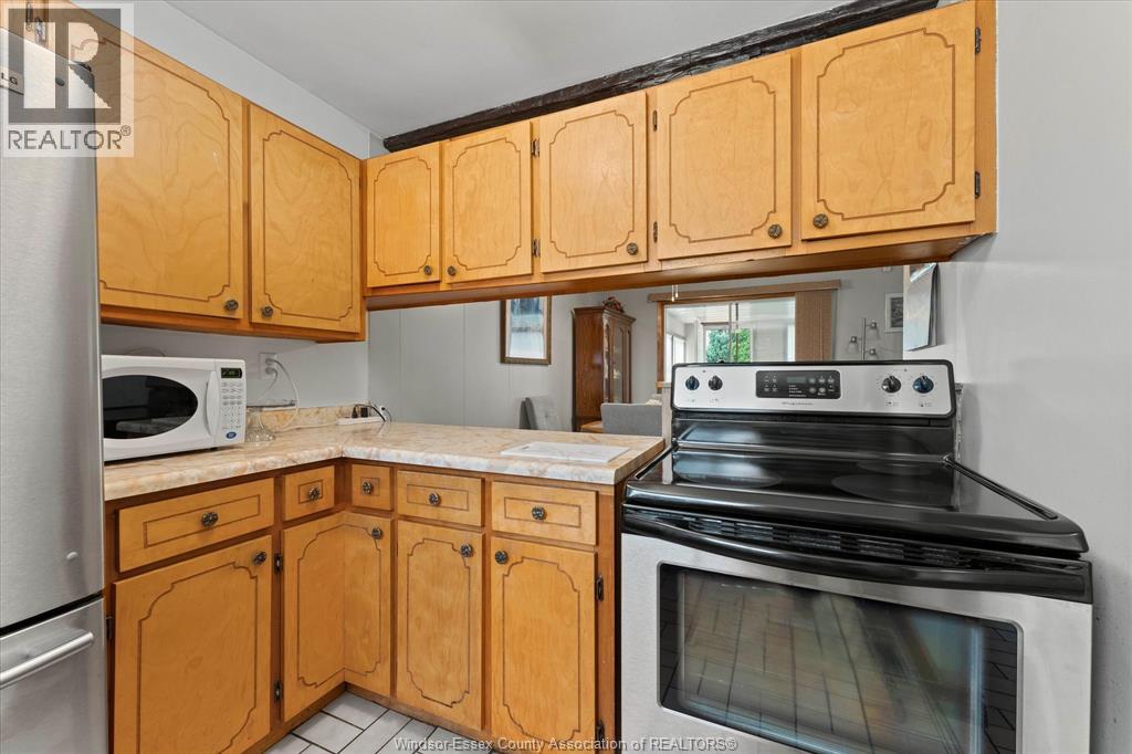 3414 Harris Street, Windsor, Ontario  N9C 1N5 - Photo 7 - 26018225