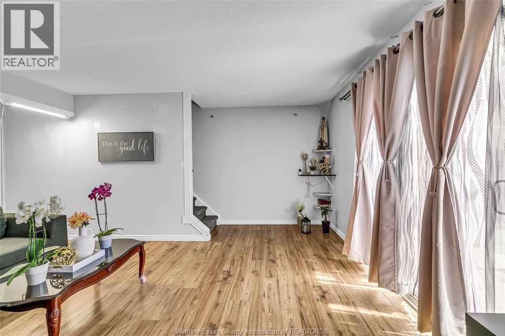 2994 Meadowbrook Lane Unit# 2, Windsor, Ontario  N8T 3G8 - Photo 6 - 26018232