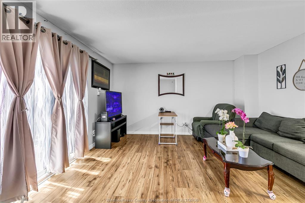 2994 Meadowbrook Lane Unit# 2, Windsor, Ontario  N8T 3G8 - Photo 7 - 26018232