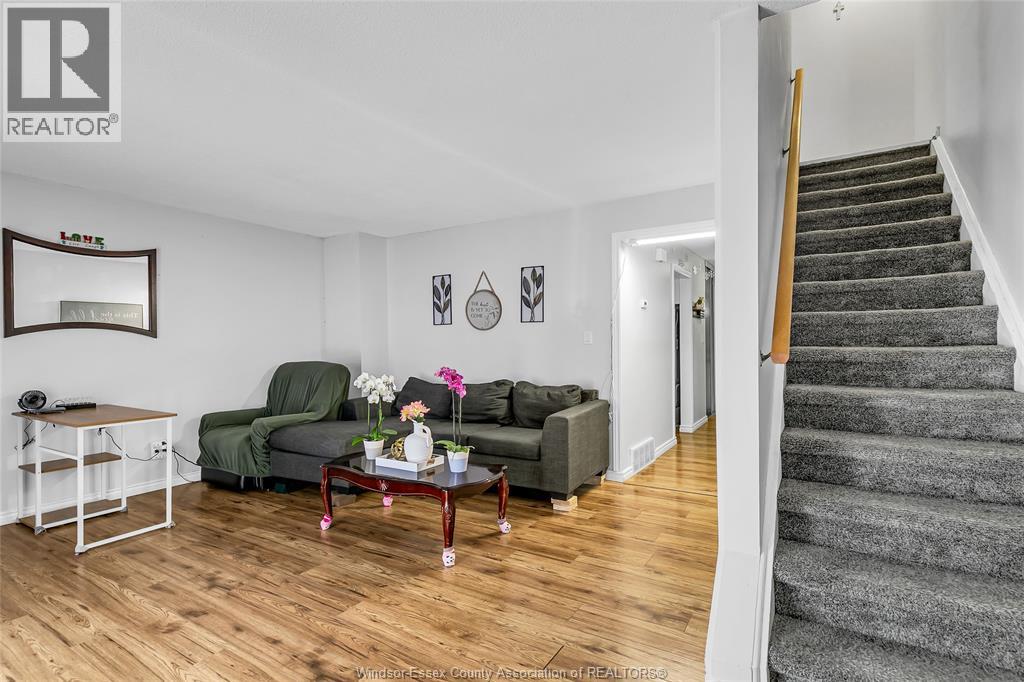2994 Meadowbrook Lane Unit# 2, Windsor, Ontario  N8T 3G8 - Photo 9 - 26018232