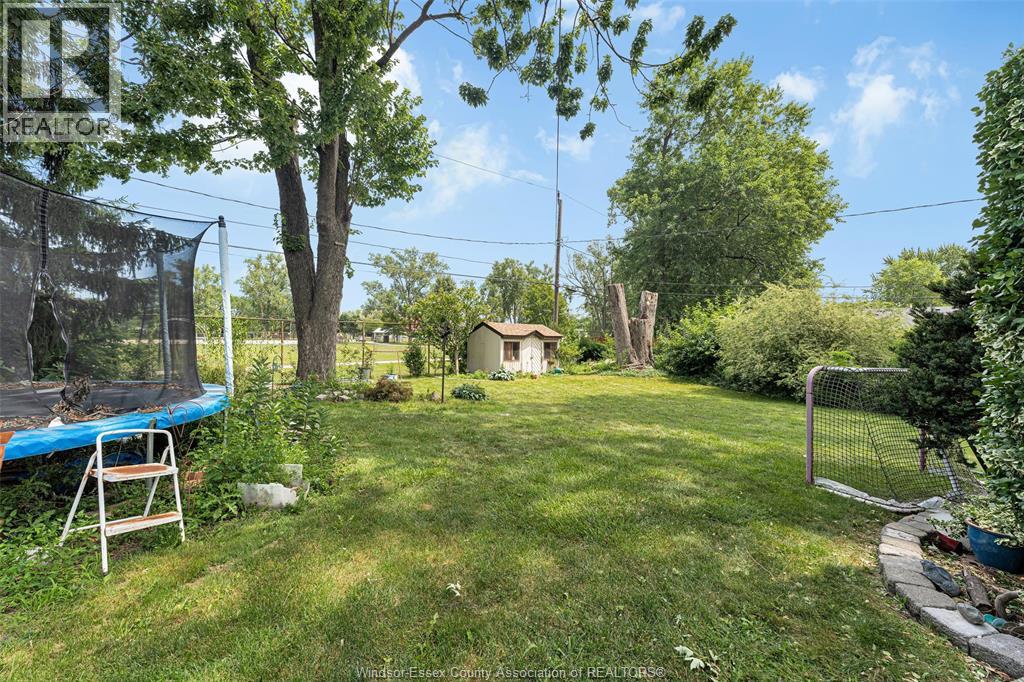 1664 Greenview Crescent, Windsor, Ontario  N9C 2E9 - Photo 21 - 26018216