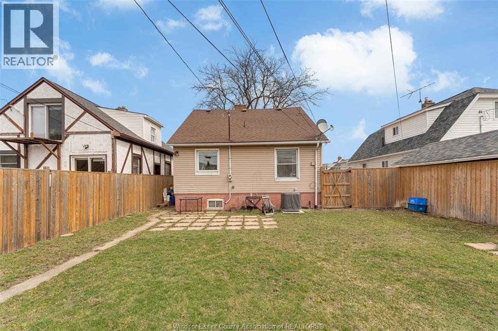1771 Windermere Road, Windsor, Ontario  N8W 2S2 - Photo 8 - 26018240