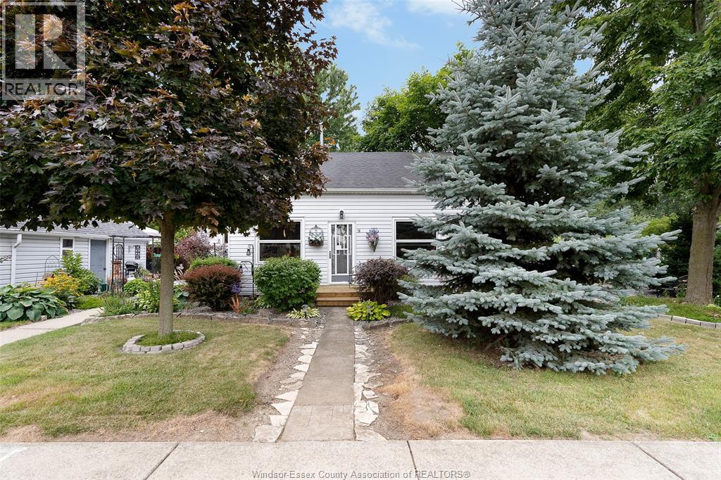 58 Laird Avenue, Essex, Ontario  N8M 1R8 - Photo 3 - 26018256