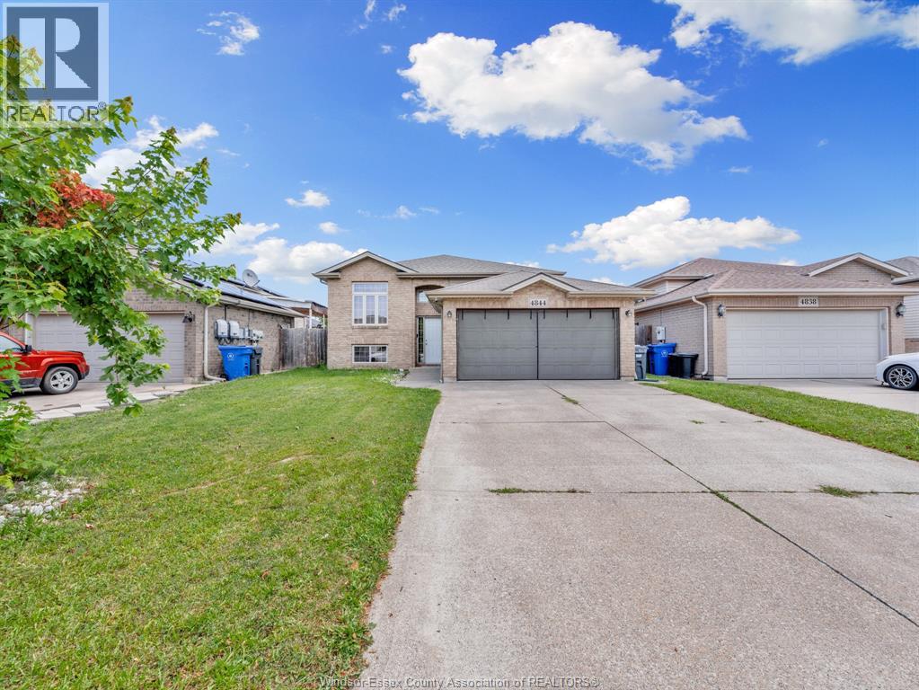 4844 WHITEFISH CRESCENT, Windsor, Ontario