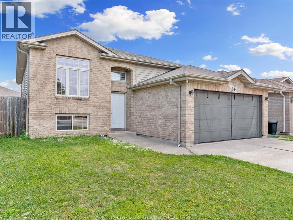 4844 Whitefish Crescent, Windsor, Ontario  N9G 3E2 - Photo 6 - 26018249