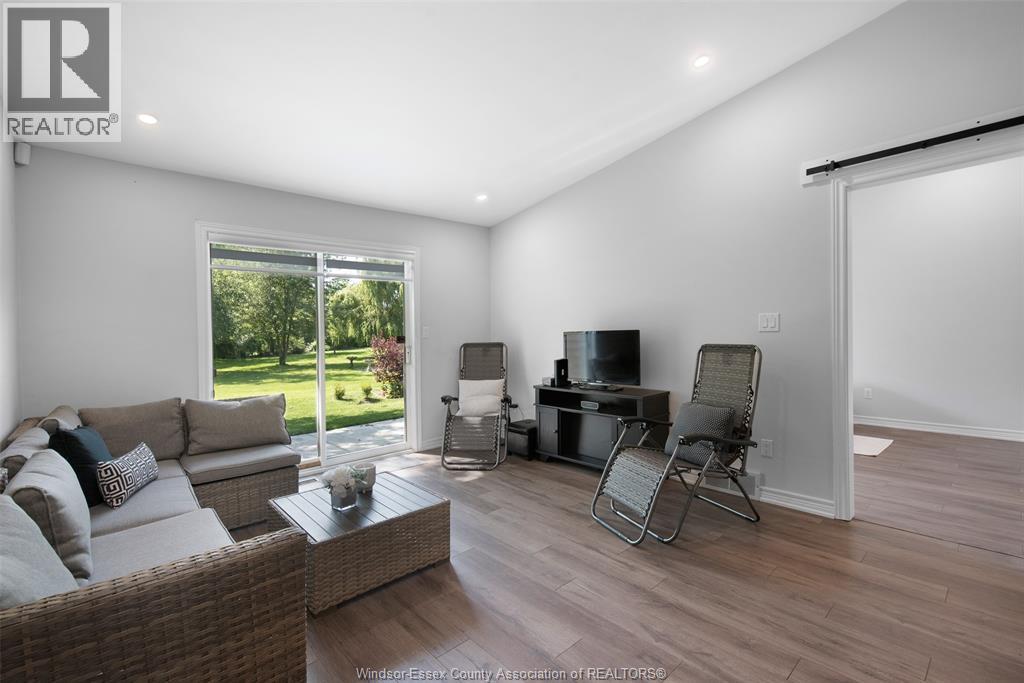 19 Malibu Drive, Leamington, Ontario  N8H 5G4 - Photo 11 - 26017975