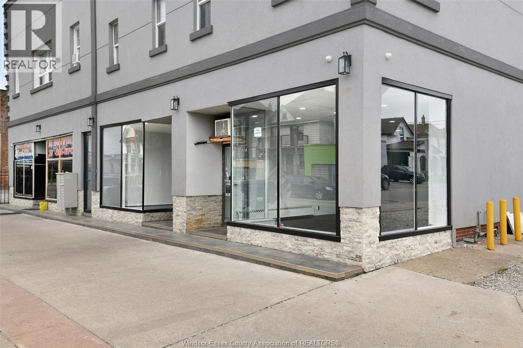 1194 Wyandotte Street East, Windsor, Ontario  N9A 3K2 - Photo 1 - 26017854