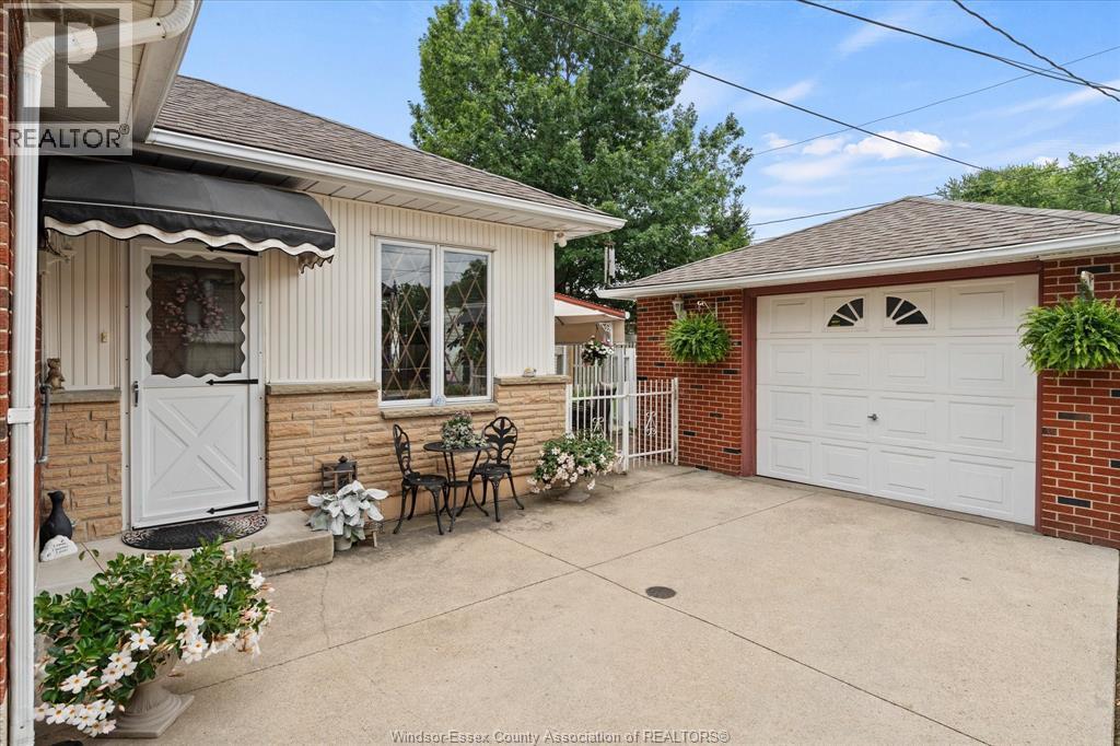 1003 Isabelle Place, Windsor, Ontario  N8S 2B3 - Photo 32 - 26018100