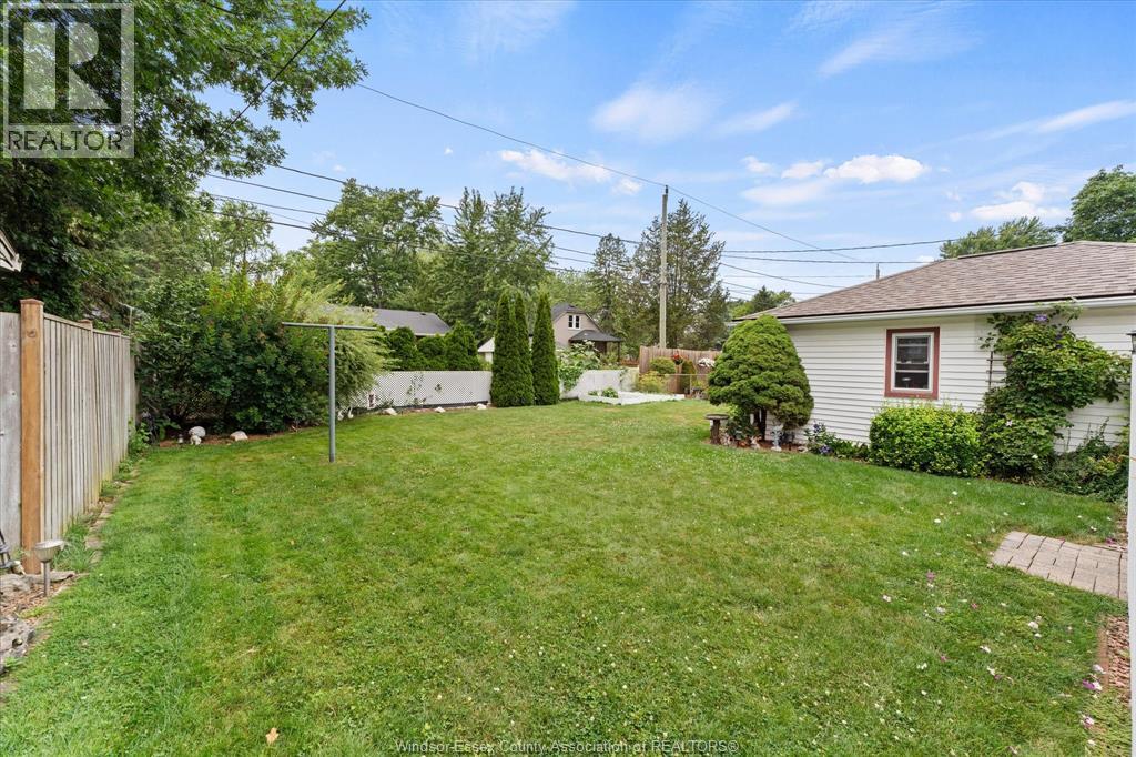 1003 Isabelle Place, Windsor, Ontario  N8S 2B3 - Photo 34 - 26018100