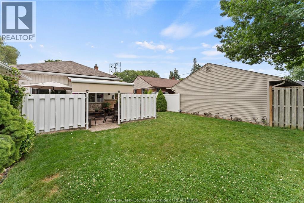 1003 Isabelle Place, Windsor, Ontario  N8S 2B3 - Photo 35 - 26018100