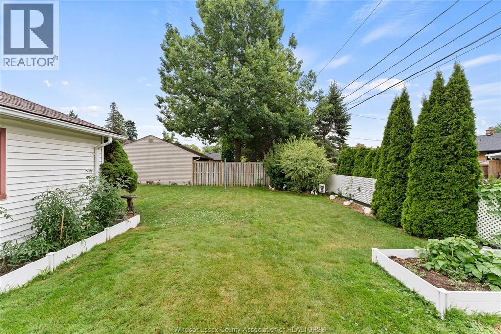 1003 Isabelle Place, Windsor, Ontario  N8S 2B3 - Photo 38 - 26018100