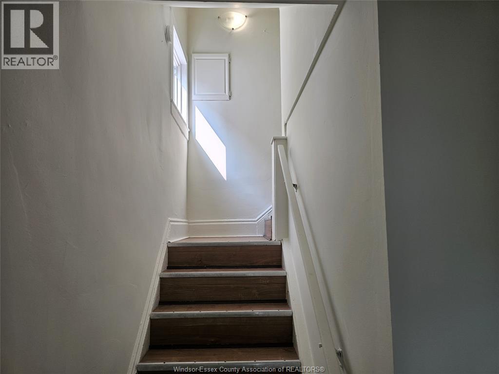 1143 Langlois, Windsor, Ontario  N9A 2H4 - Photo 11 - 26018300
