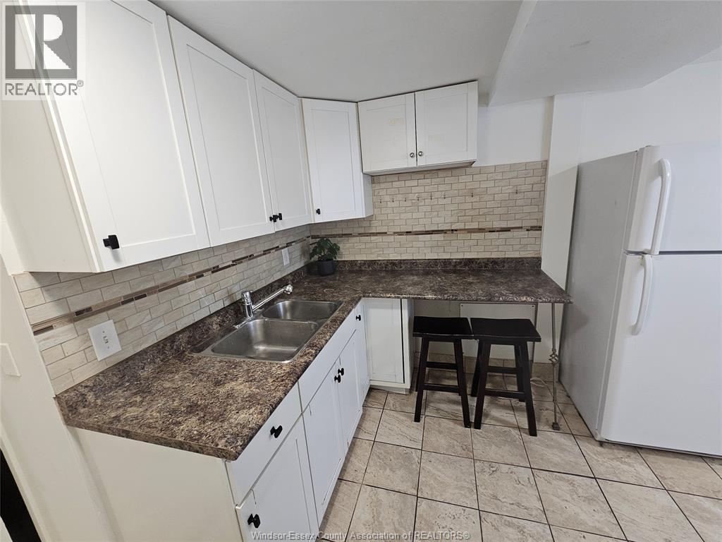 1143 Langlois, Windsor, Ontario  N9A 2H4 - Photo 12 - 26018300