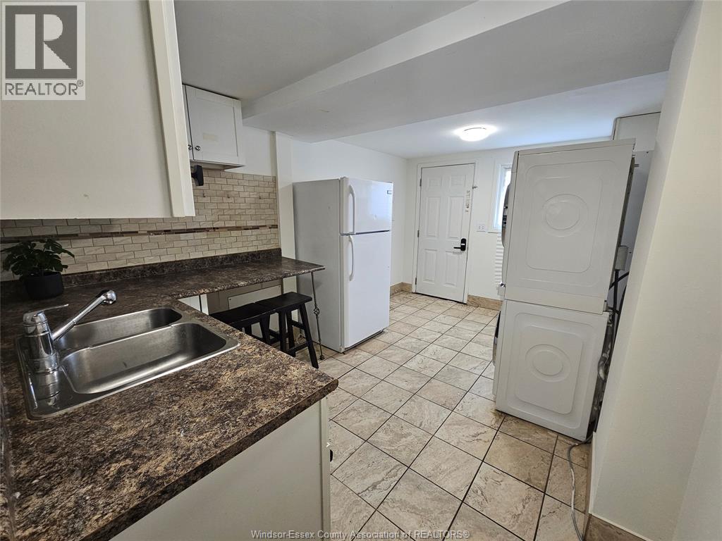 1143 Langlois, Windsor, Ontario  N9A 2H4 - Photo 3 - 26018300