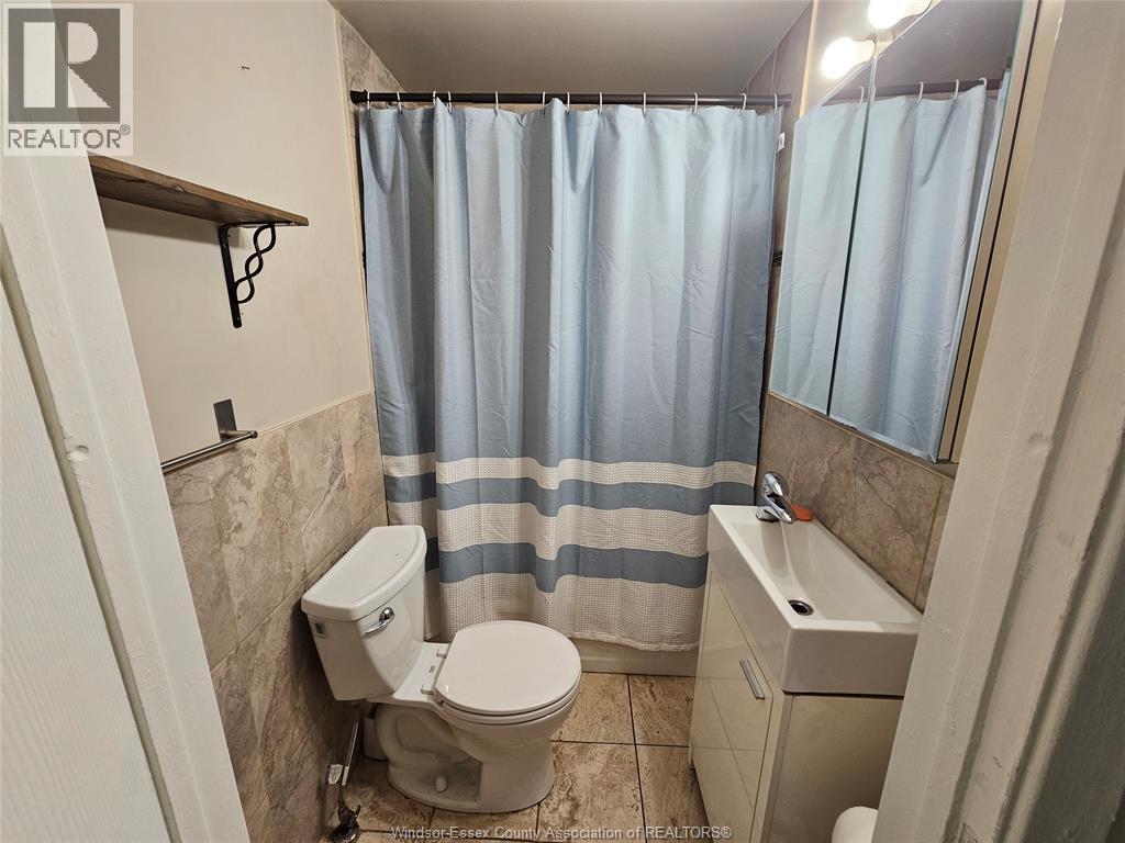1143 Langlois, Windsor, Ontario  N9A 2H4 - Photo 7 - 26018300