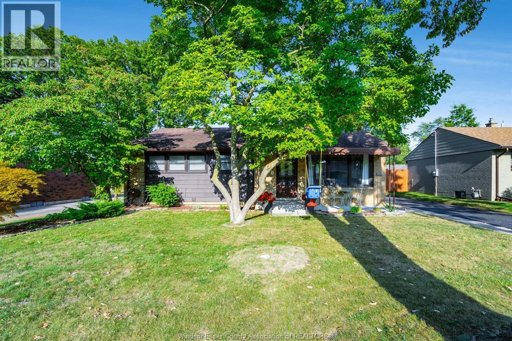 3260 Everts Avenue, Windsor, Ontario  N9E 2V8 - Photo 36 - 26018313
