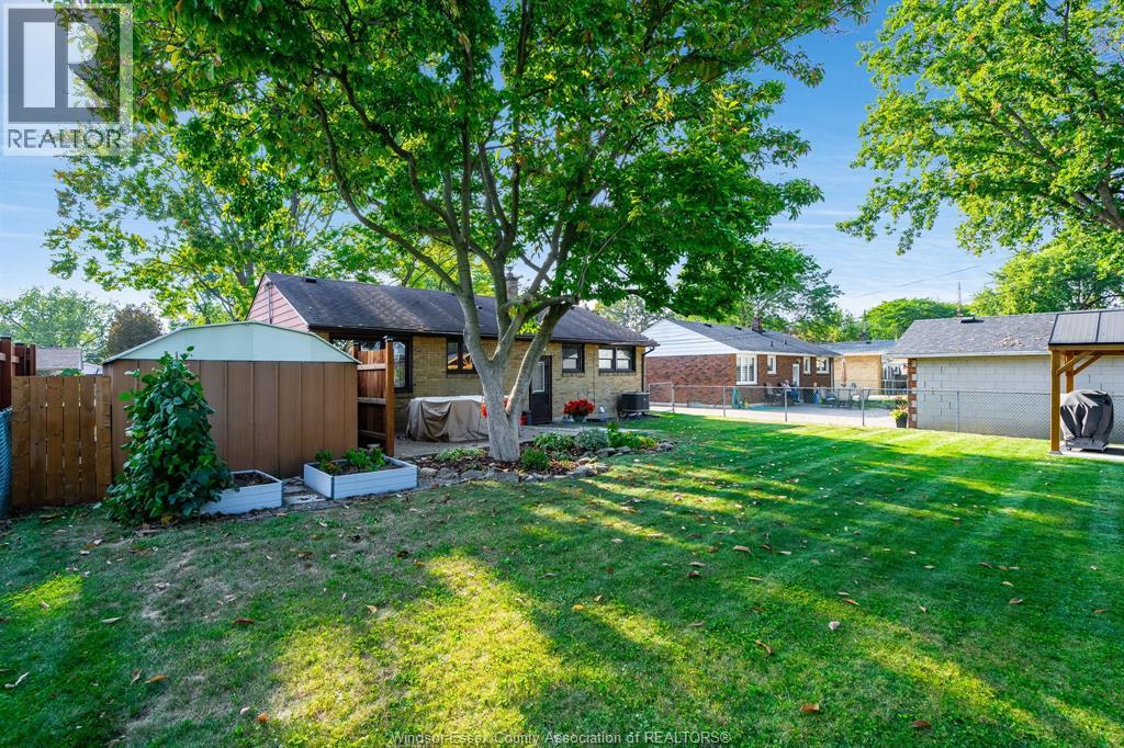3260 Everts Avenue, Windsor, Ontario  N9E 2V8 - Photo 38 - 26018313