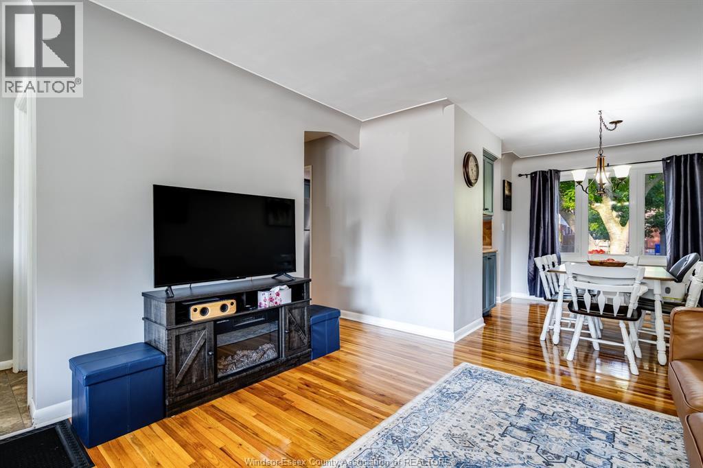 3260 Everts Avenue, Windsor, Ontario  N9E 2V8 - Photo 5 - 26018313