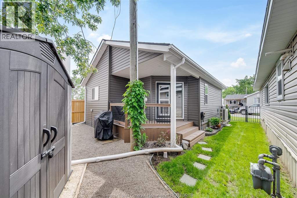 20 Bonita Avenue, Windsor, Ontario  N8W 2B5 - Photo 34 - 26018316