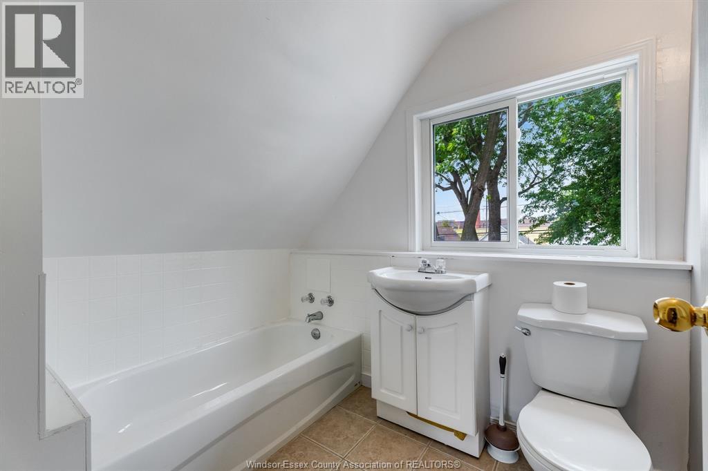 1563 Albert Road, Windsor, Ontario  N8Y 3R3 - Photo 18 - 26018207
