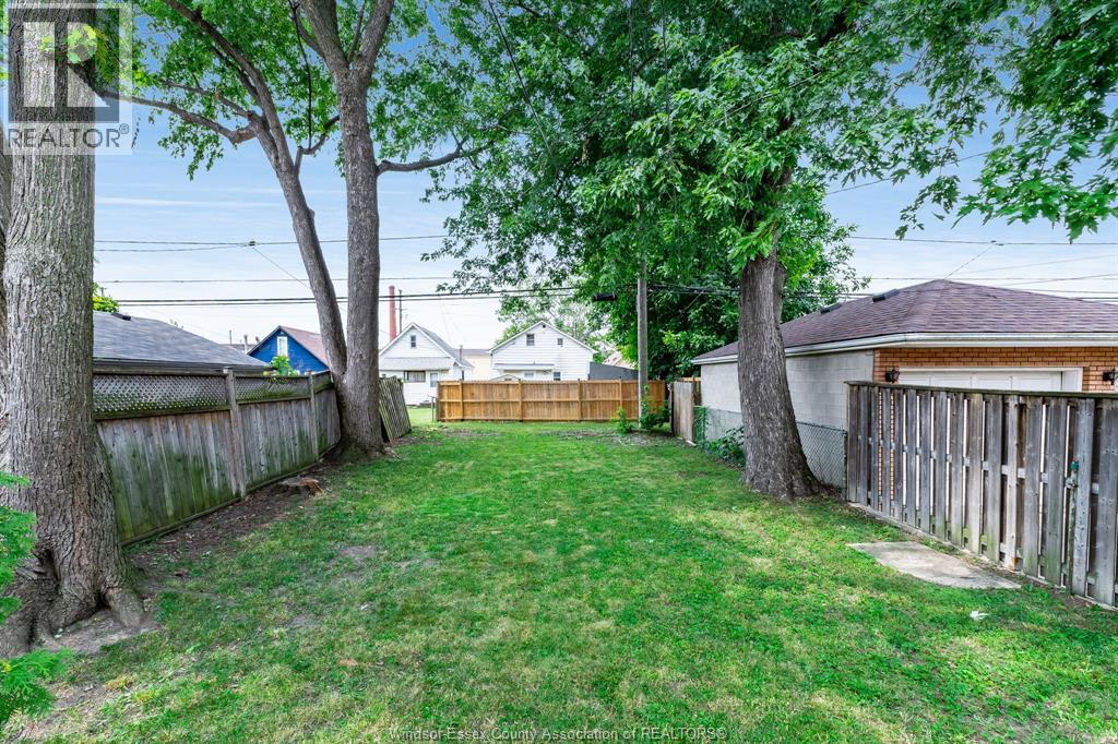 1563 Albert Road, Windsor, Ontario  N8Y 3R3 - Photo 28 - 26018207