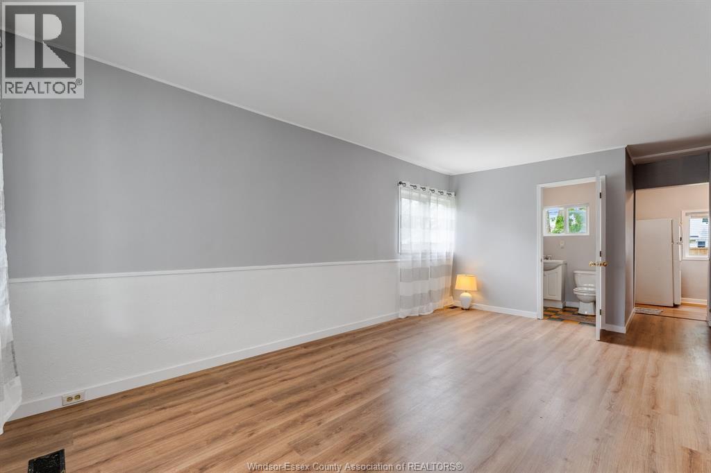 1563 Albert Road, Windsor, Ontario  N8Y 3R3 - Photo 3 - 26018207