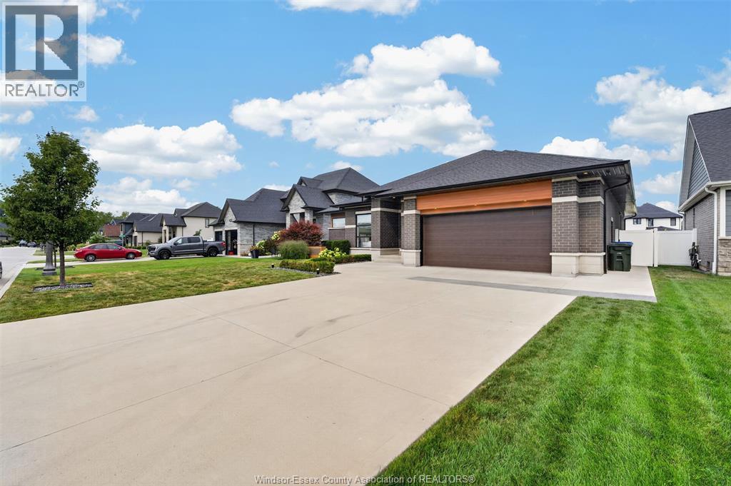 212 Rafih Crescent, Lakeshore, Ontario  N0R 1A0 - Photo 3 - 26018329