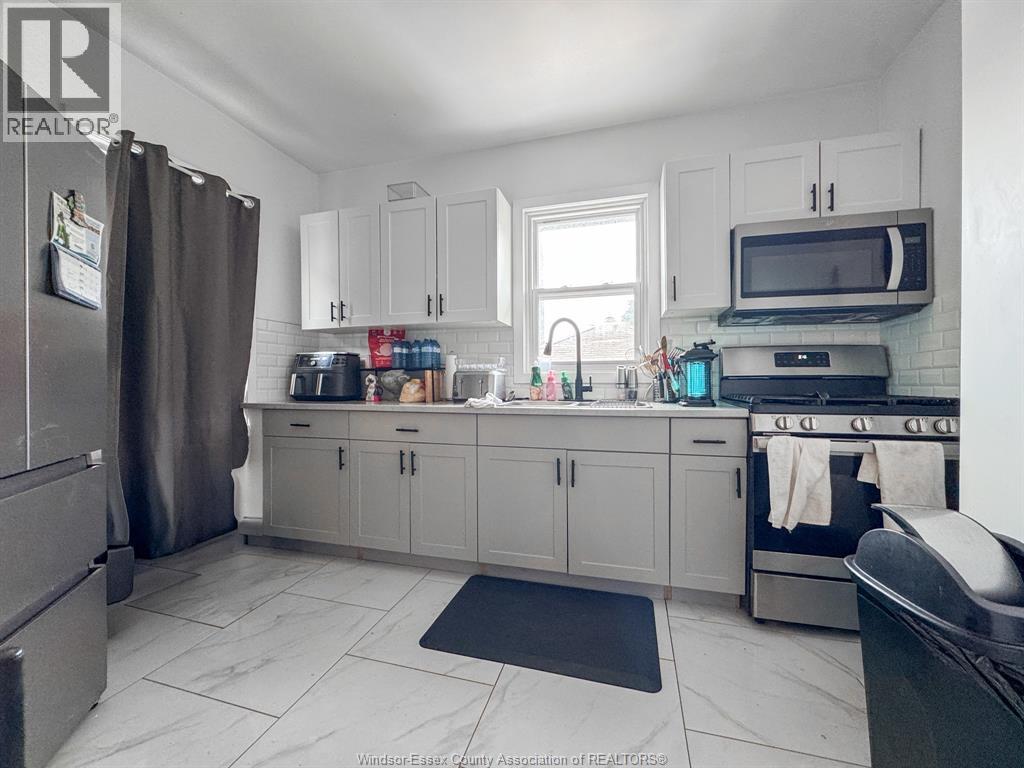 1037 Howard Avenue, Windsor, Ontario  N9A 1S6 - Photo 10 - 26018323