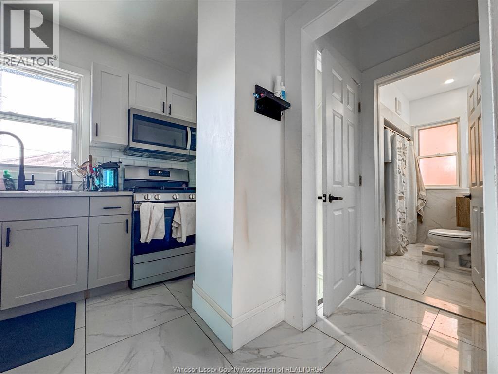 1037 Howard Avenue, Windsor, Ontario  N9A 1S6 - Photo 13 - 26018323