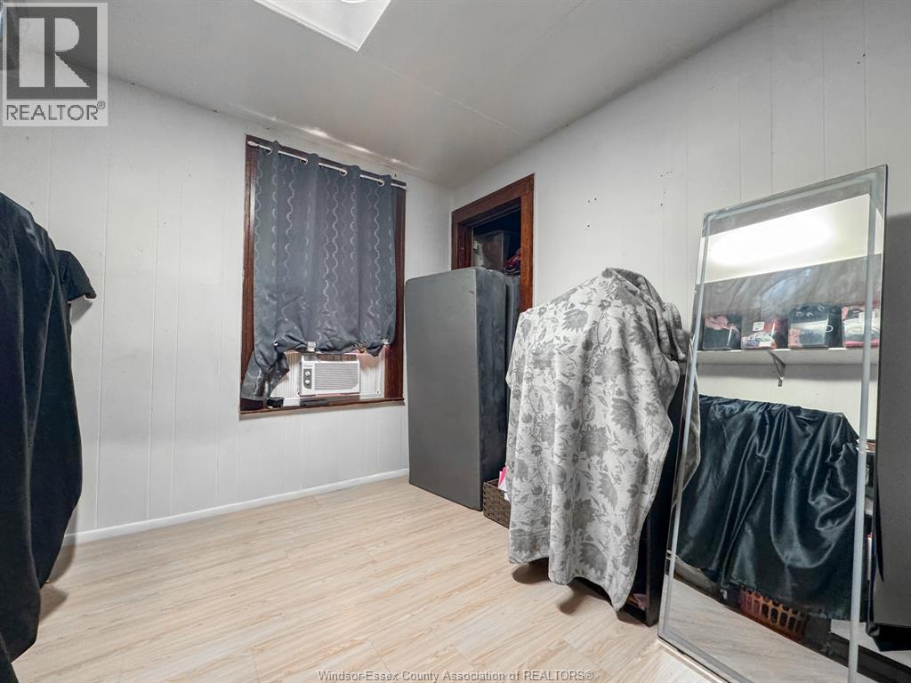 1037 Howard Avenue, Windsor, Ontario  N9A 1S6 - Photo 7 - 26018323