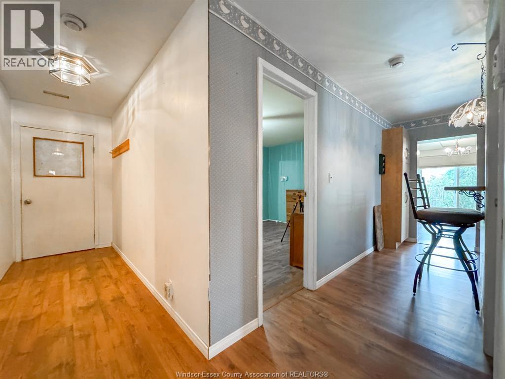 101 Prospect Street, Kingsville, Ontario  N9Y 1M8 - Photo 3 - 26018261