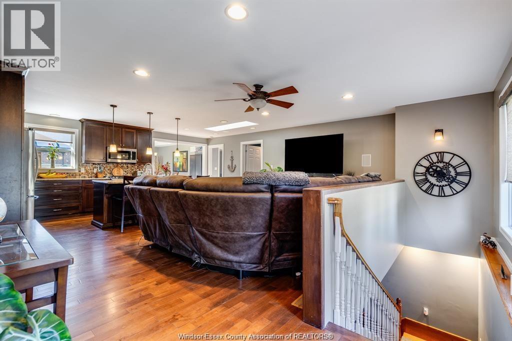 1631 Cherrywood Drive, Lakeshore, Ontario  N0R 1A0 - Photo 4 - 26018345