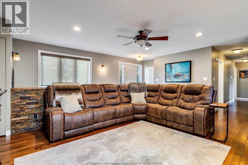 1631 Cherrywood Drive, Lakeshore, Ontario  N0R 1A0 - Photo 6 - 26018345