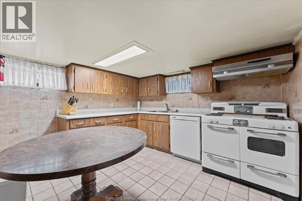 1663 Elsmere, Windsor, Ontario  N8X 4H5 - Photo 20 - 26018352