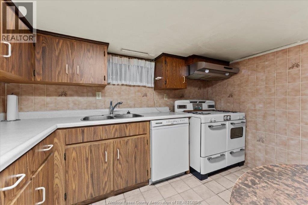 1663 Elsmere, Windsor, Ontario  N8X 4H5 - Photo 22 - 26018352