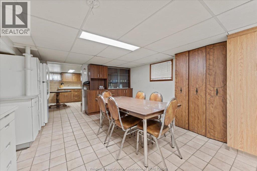 1663 Elsmere, Windsor, Ontario  N8X 4H5 - Photo 25 - 26018352