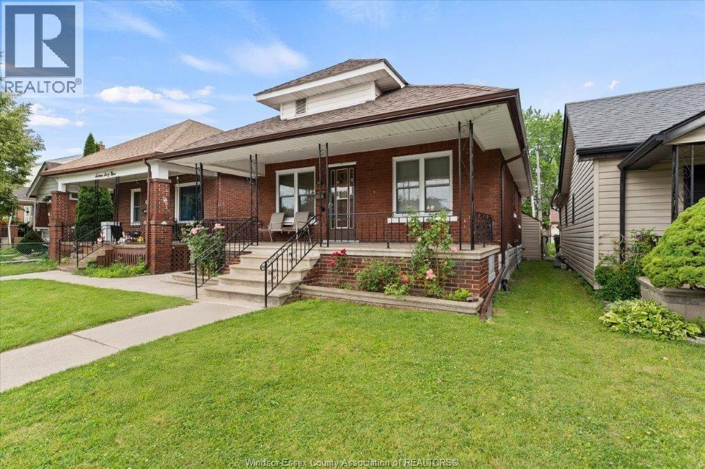 1663 Elsmere, Windsor, Ontario  N8X 4H5 - Photo 3 - 26018352
