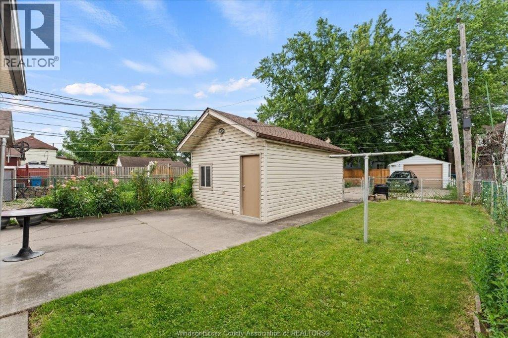1663 Elsmere, Windsor, Ontario  N8X 4H5 - Photo 34 - 26018352