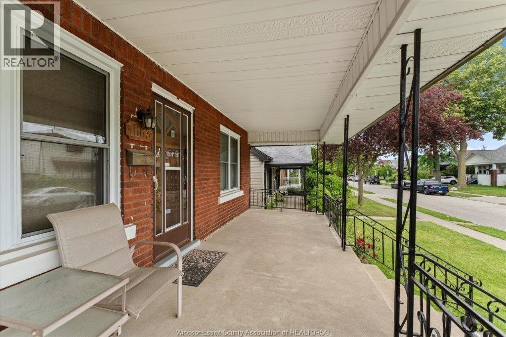 1663 Elsmere, Windsor, Ontario  N8X 4H5 - Photo 4 - 26018352