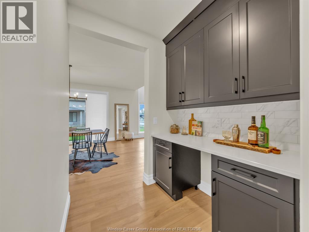 569 Holburn, Windsor, Ontario  N8X 0A3 - Photo 23 - 26018359
