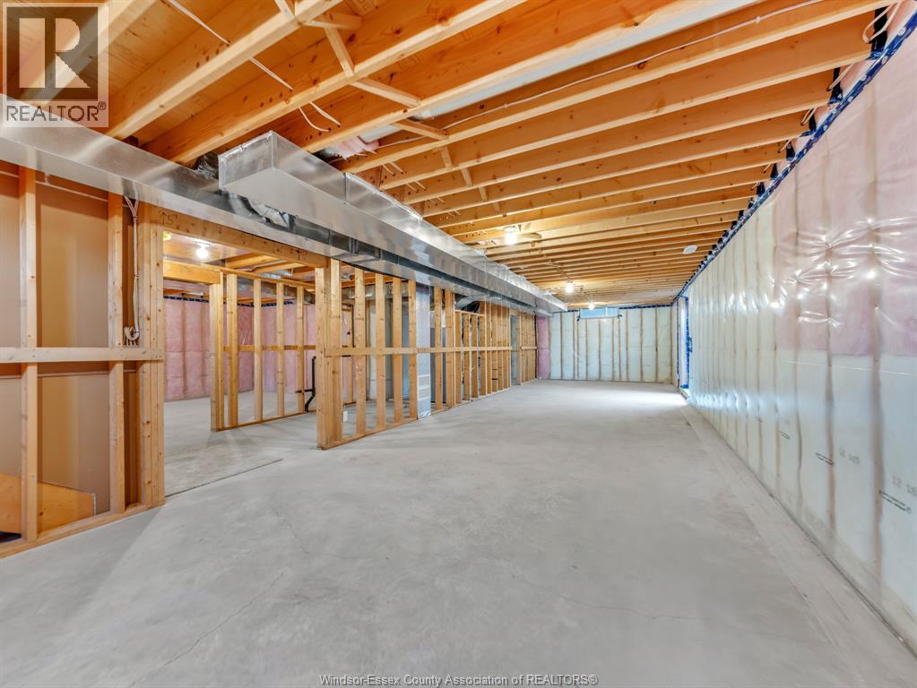 569 Holburn, Windsor, Ontario  N8X 0A3 - Photo 49 - 26018359