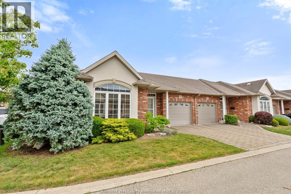 15 Oakgrove Lane, Chatham, Ontario  N7L 5R9 - Photo 2 - 26018314