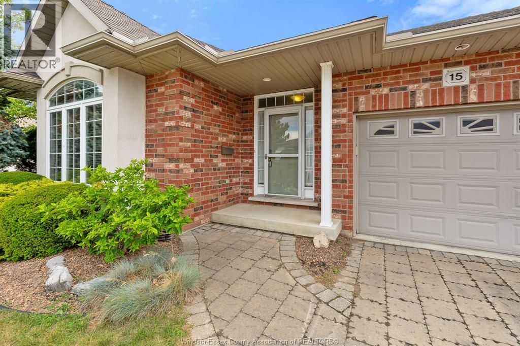 15 Oakgrove Lane, Chatham, Ontario  N7L 5R9 - Photo 3 - 26018314