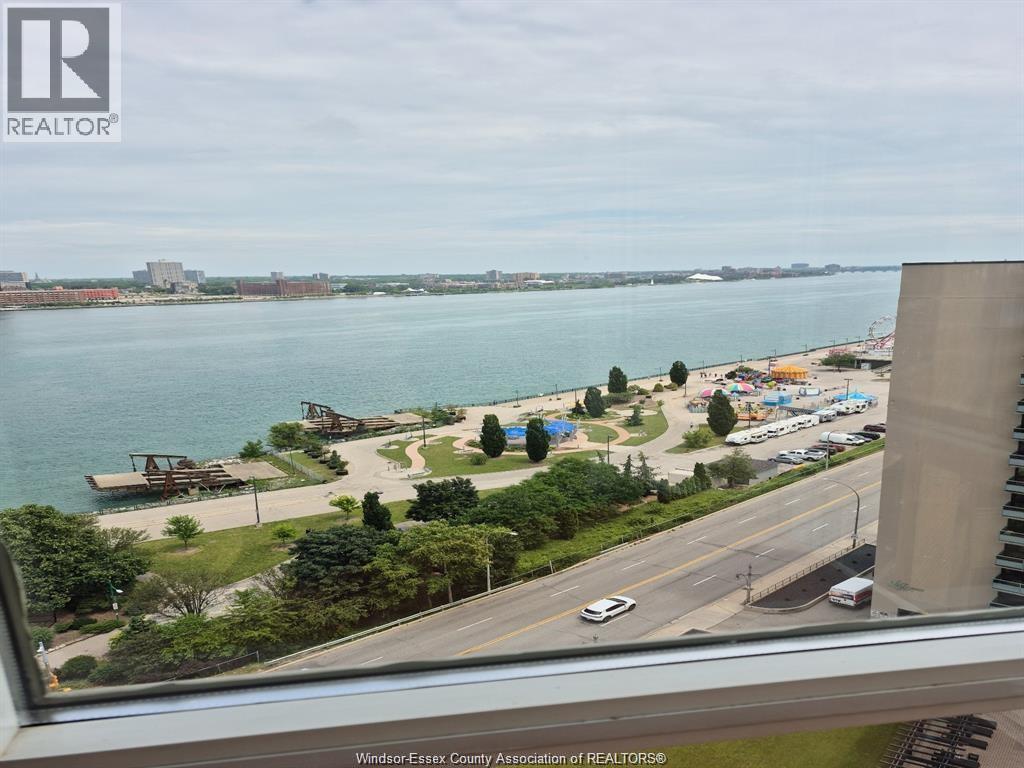 75 Riverside Drive East Unit# 1706, Windsor, Ontario  N9A 7C4 - Photo 12 - 26018332