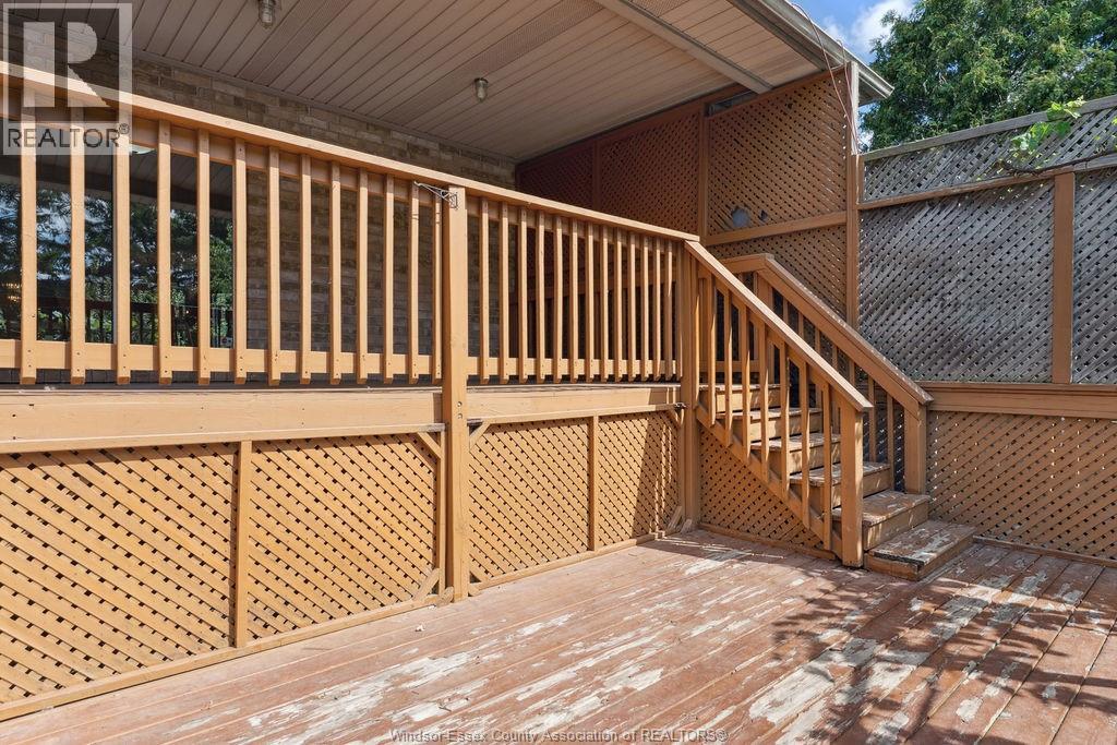 1544 Imperial Crescent, Windsor, Ontario  N9G 2T8 - Photo 27 - 26018394