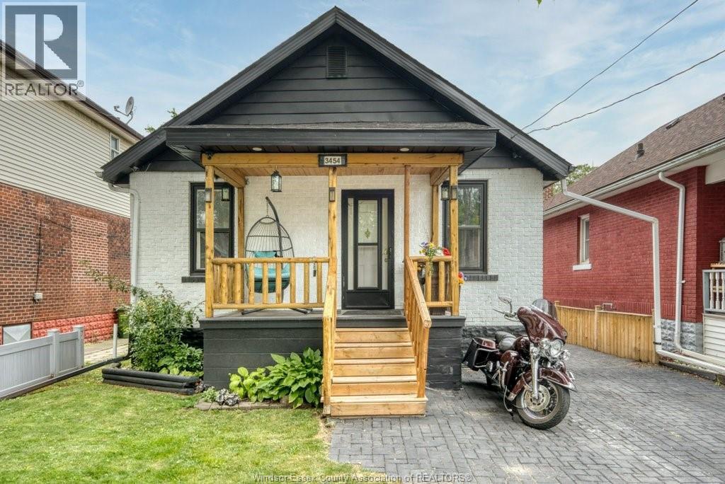 3454 Harris Street, Windsor, Ontario  N9C 1N5 - Photo 1 - 26018397