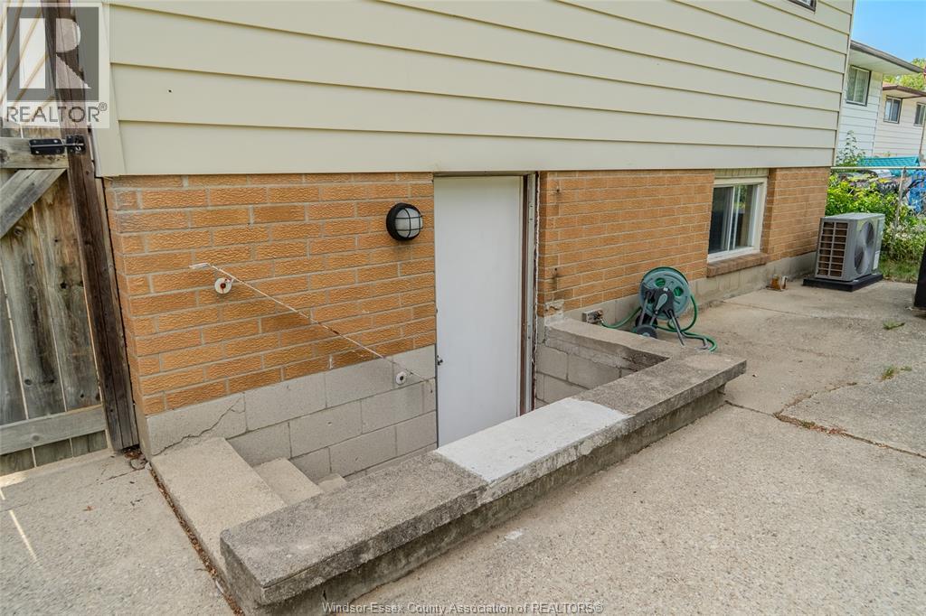 9511 Avery Lane, Windsor, Ontario  N8R 2C1 - Photo 21 - 26018342