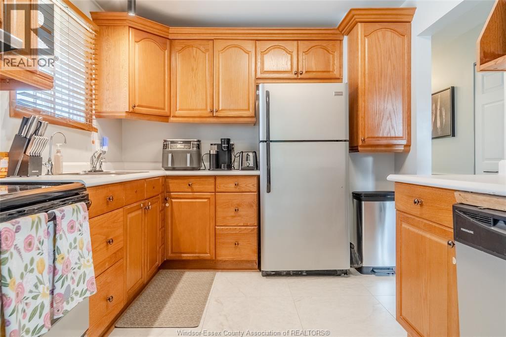9511 Avery Lane, Windsor, Ontario  N8R 2C1 - Photo 7 - 26018342